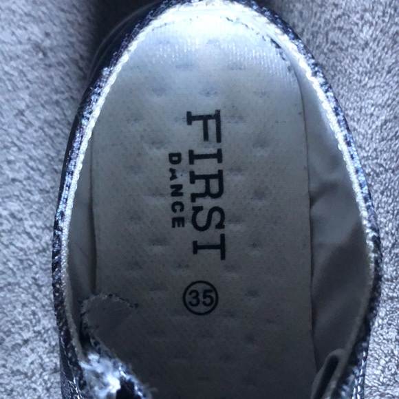 Skull print converse style shoes - Picture 3 of 5